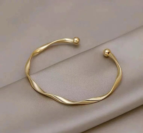 Éclat Cuff