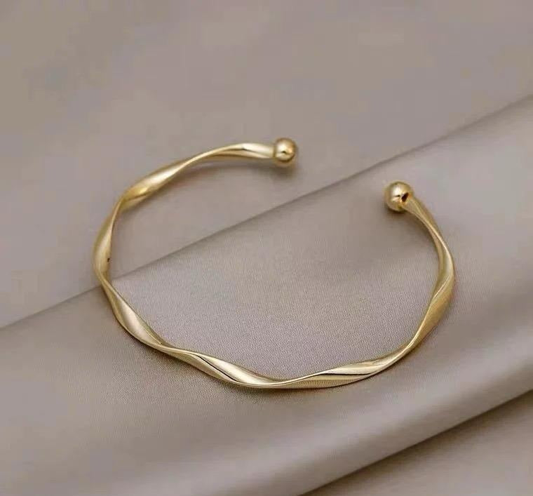 Éclat Cuff