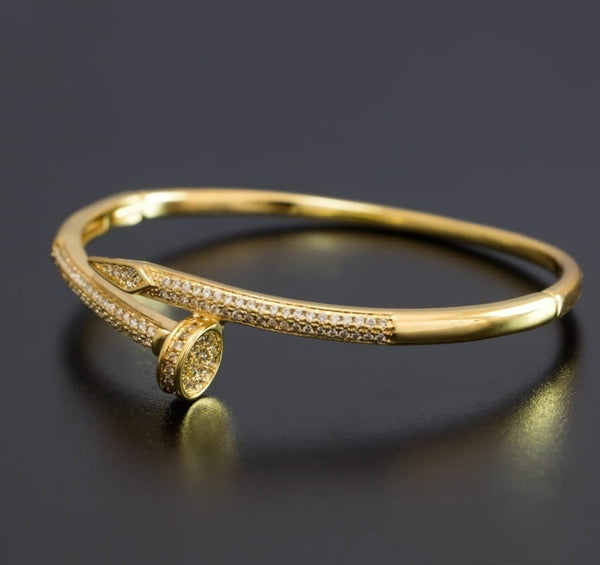 Éclat Nail Bracelet